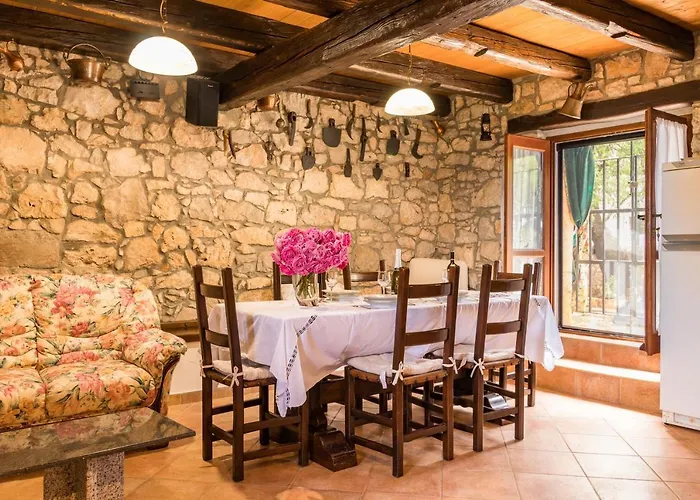 Antique Istrian Martina Casa vacanze Porec