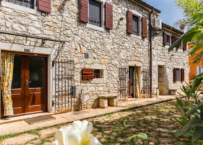 Antique Istrian Martina Casa vacanze *